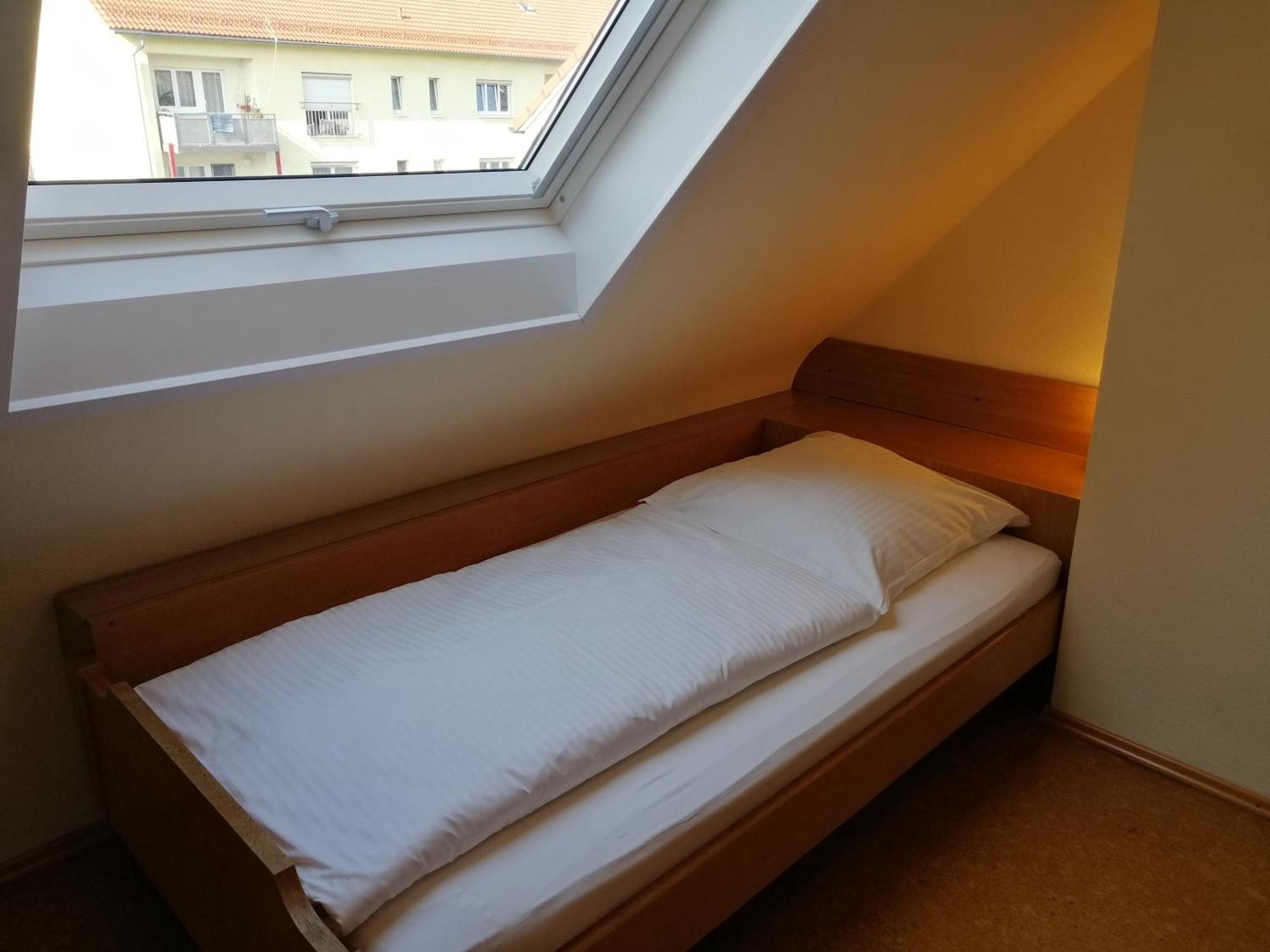 Hotel Garni Elisabeth Göppingen Habitación foto